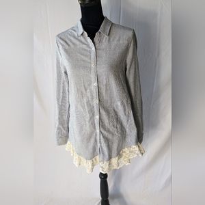 Umgee Women's Blue Striped Button  Up Lace Hem Tunic Shirt Adjustable Sleeves Sm